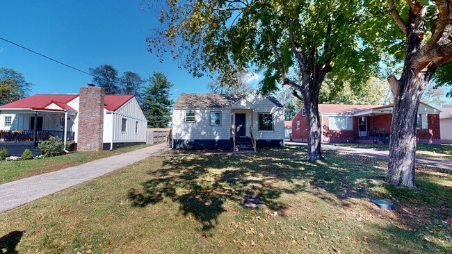 1307 Cardinal Ave in Nashville, TN - Building Photo - Building Photo