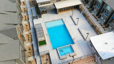 Railrunner Townhomes in Roy, UT - Building Photo - Building Photo