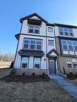 3021 Rexton Ln in Charlotte, NC - Building Photo