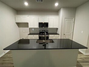 2919 Peony Dr in Sherman, TX - Building Photo - Building Photo