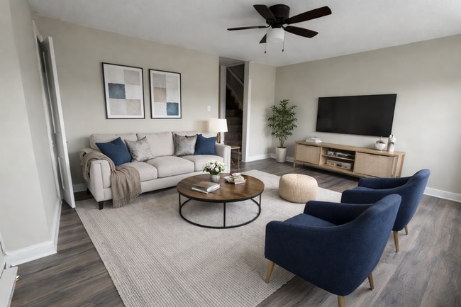 property at 512 W Orange St