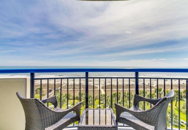 2301 N Ocean Blvd in Myrtle Beach, SC - Building Photo - Building Photo