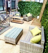 325 E 5th St, Unit A1 in New York, NY - Foto de edificio - Building Photo