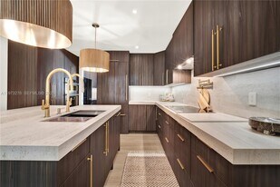 600 San Antonio Ave in Coral Gables, FL - Building Photo