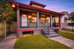 3020 General Taylor St in New Orleans, LA - Building Photo