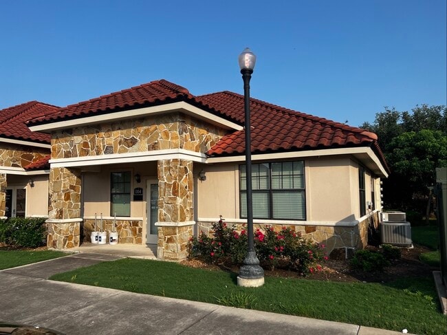 4502 Riverstone Blvd