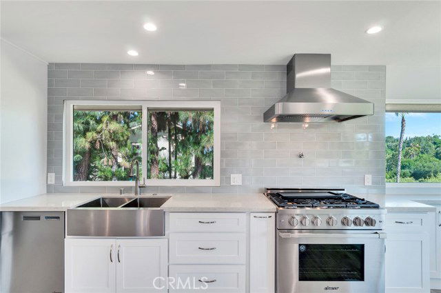 11761 Highview Dr in Santa Ana, CA - Building Photo - Building Photo