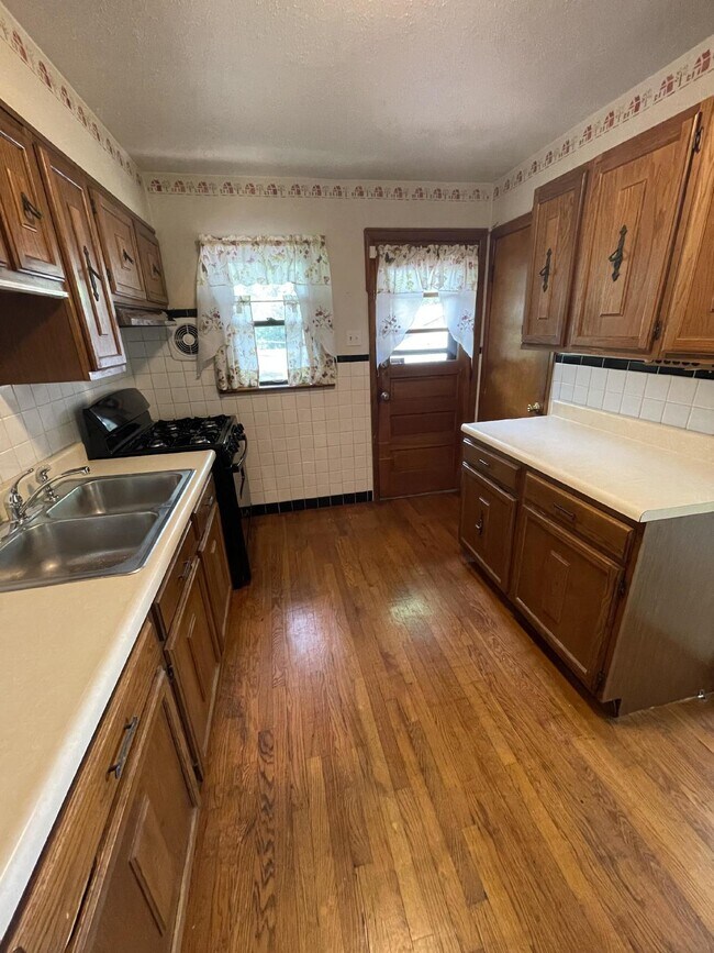 8883 St Cyr Dr in St. Louis, MO - Building Photo - Building Photo