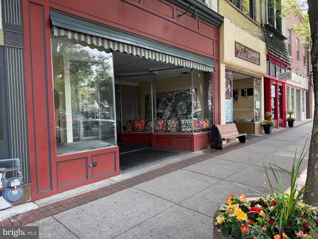 255 E High St in Pottstown, PA - Building Photo - Building Photo