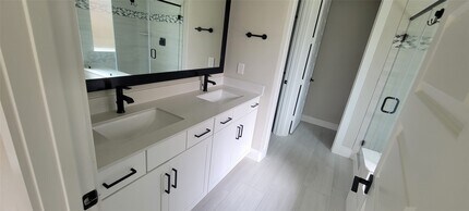 17861 Hanson Rdg Ct in Montgomery, TX - Building Photo - Building Photo