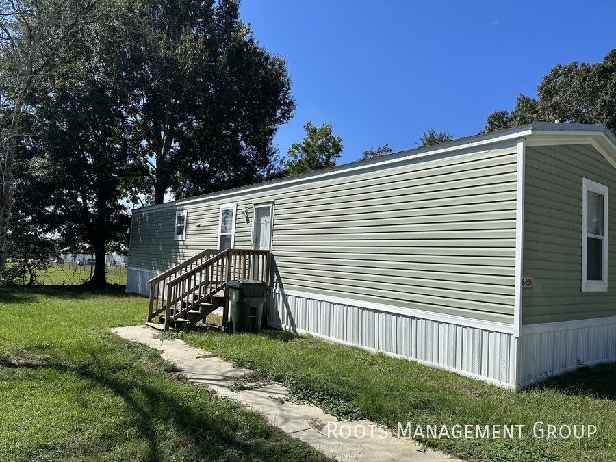 4010 Mance Newton Rd in Midland City, AL - Foto de edificio