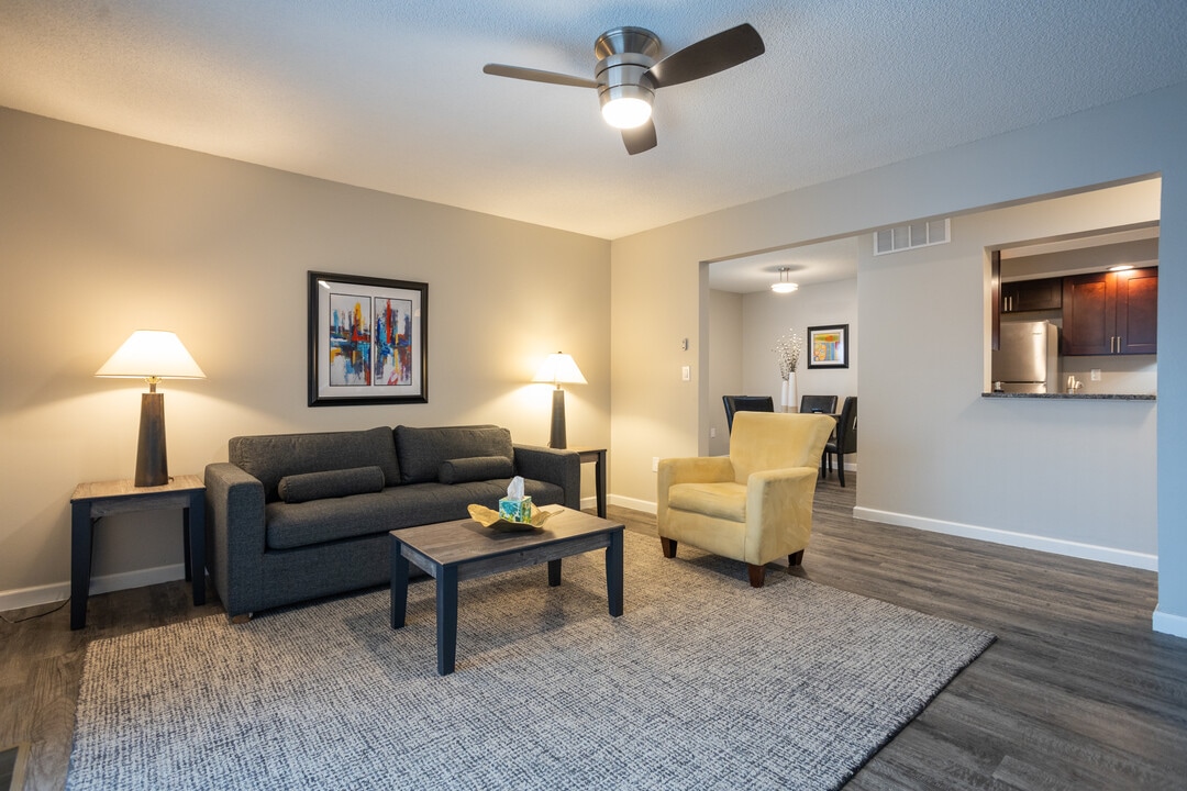 North River Landing Apartments in Elkhart, IN - Building Photo