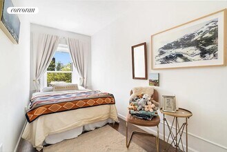 275 Vanderbilt Ave in Brooklyn, NY - Foto de edificio - Building Photo