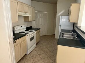 2205 Garrett Dr in Killeen, TX - Foto de edificio - Building Photo