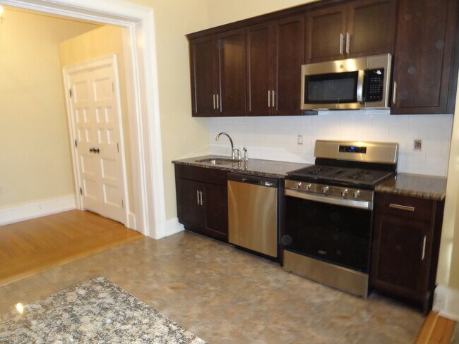 405 State St in Albany, NY - Foto de edificio - Building Photo