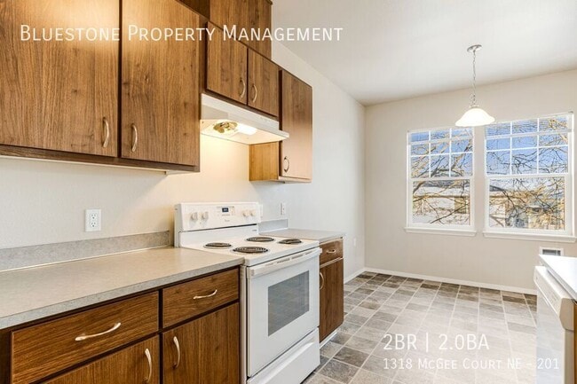 1318 Mcgee Ct NE in Salem, OR - Building Photo - Building Photo