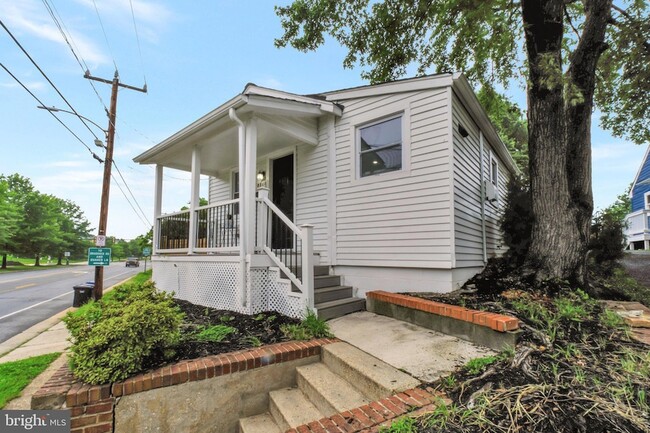 property at 3315 King St