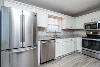 249 Cranklen Cir in Clarksville, TN - Foto de edificio - Building Photo