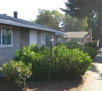 Peterson Court Apartments in Portland, OR - Foto de edificio - Building Photo