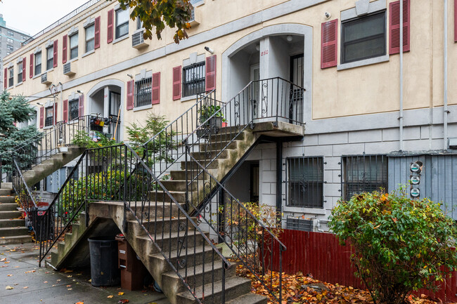 Leland Garden in Bronx, NY - Building Photo - Building Photo