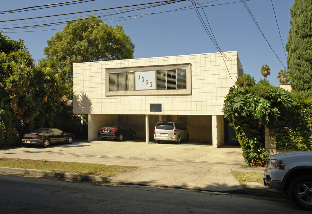 1333 N Fuller Ave in Los Angeles, CA - Building Photo