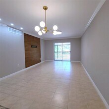 924 La Costa Cir in Sarasota, FL - Building Photo - Building Photo