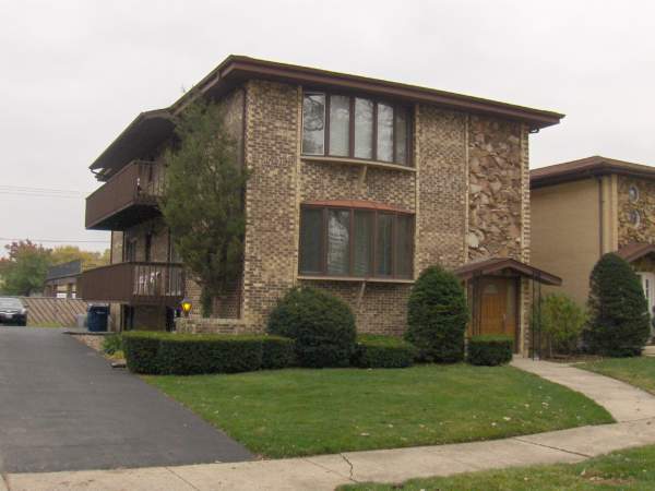 10315 S Parkside Ave in Oak Lawn, IL - Building Photo