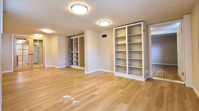 property at 901 Colby Ave