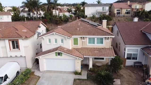 4747 Camberley Ct in San Diego, CA - Building Photo