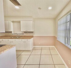 6737 NW 6th Ct in Miami, FL - Building Photo - Building Photo
