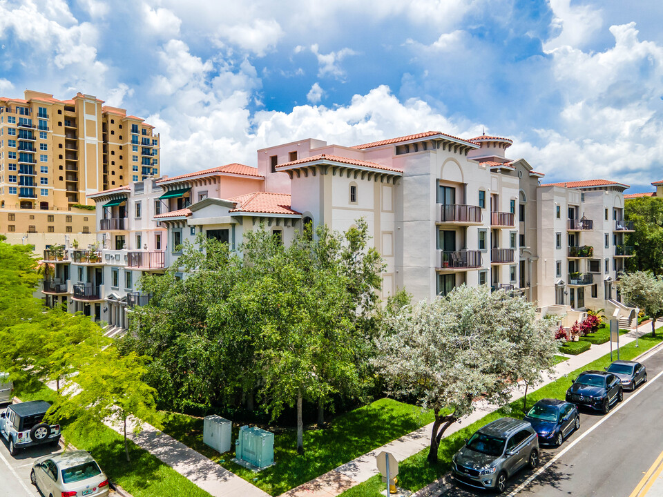 Village Park in Coral Gables, FL - Building Photo