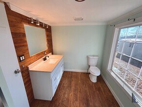 105 Cypress St in Greenville, SC - Building Photo - Building Photo