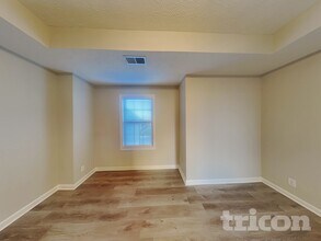 1304 Golden Eagle Way in Clarksville, TN - Building Photo - Building Photo