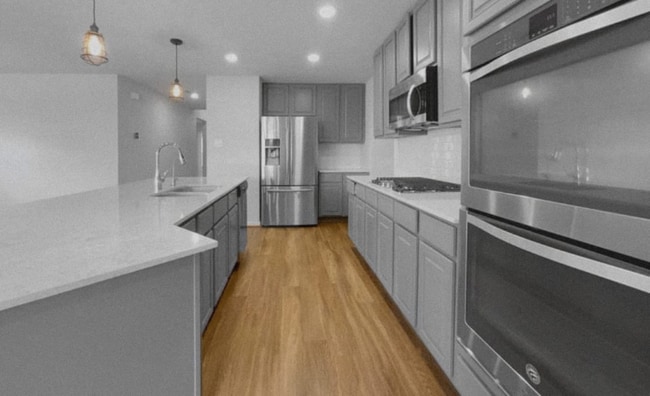 25621 Ramsey Heights Way