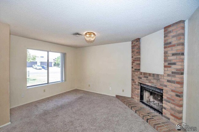 1414 W Santa Maria Way in Yuma, AZ - Building Photo - Building Photo