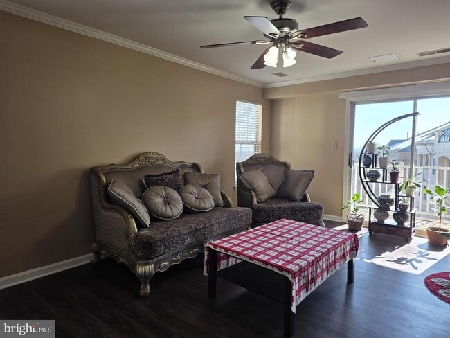 1037 Gardenview Loop in Woodbridge, VA - Building Photo - Building Photo