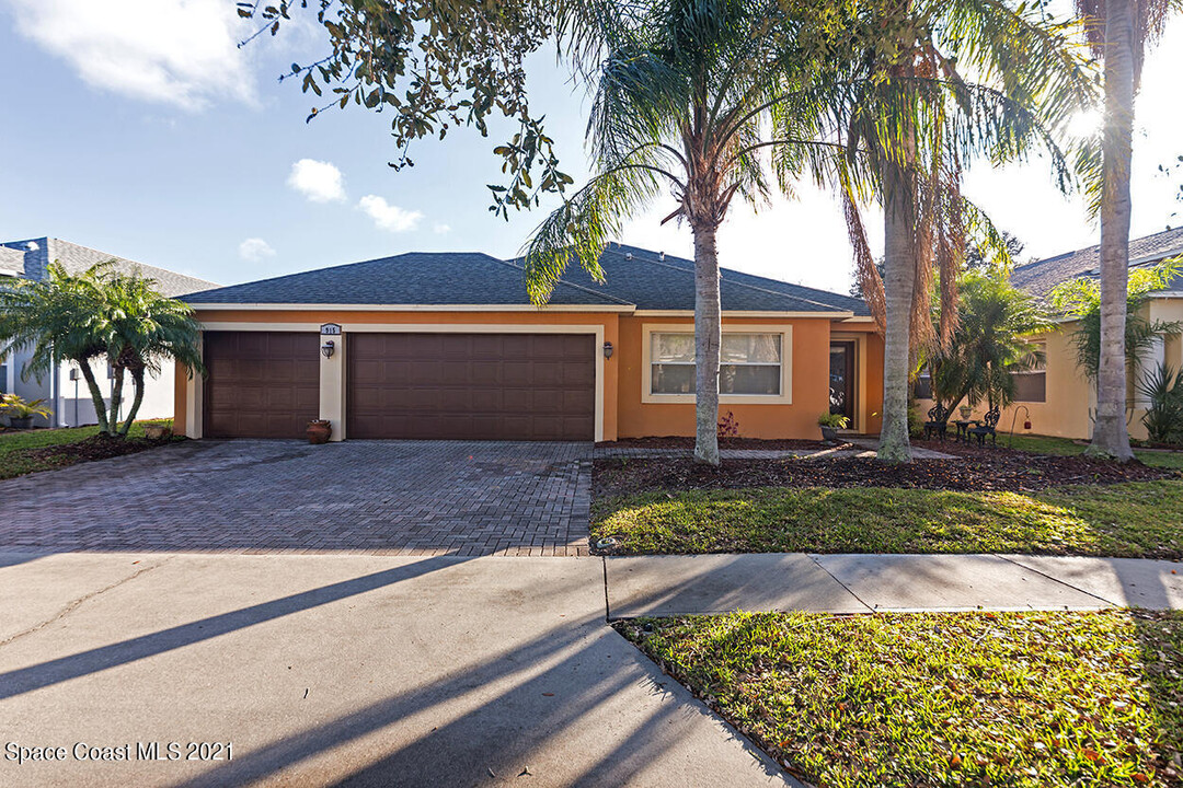 915 Limerick Dr in Merritt Island, FL - Building Photo