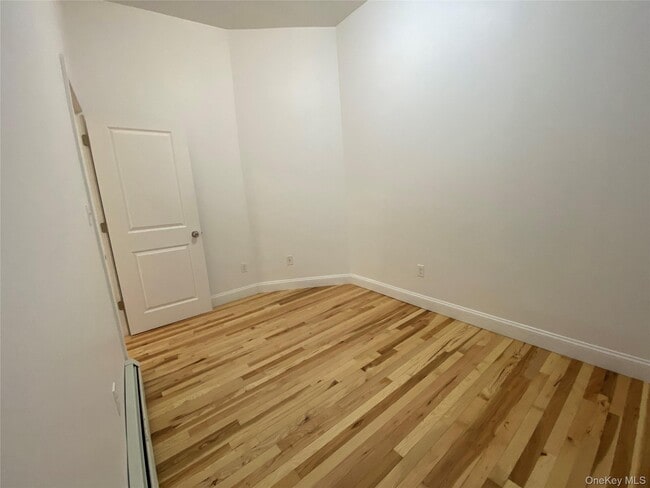 91 Elm St in Yonkers, NY - Building Photo - Building Photo