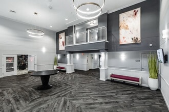 HOC at Willow Manor LLC - Fair Hill Farm in Olney, MD - Foto de edificio - Lobby