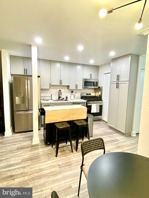 property at 7439 Little River Turnpike