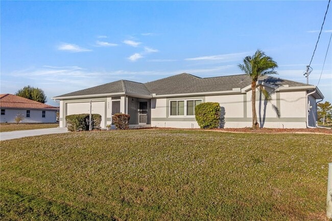 6460 Blueberry Dr in Englewood, FL - Building Photo - Building Photo