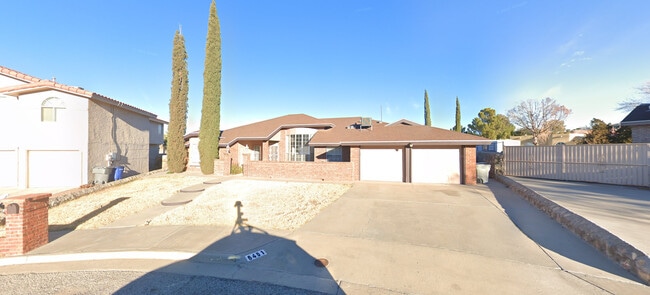 6451 Loma de Cristo Dr