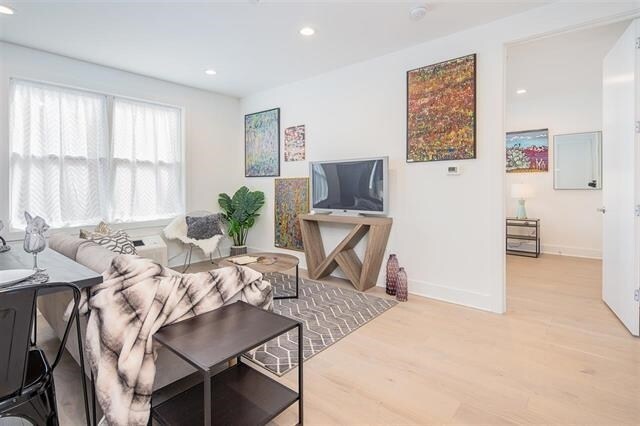 110 Brunswick St in Jersey City, NJ - Building Photo