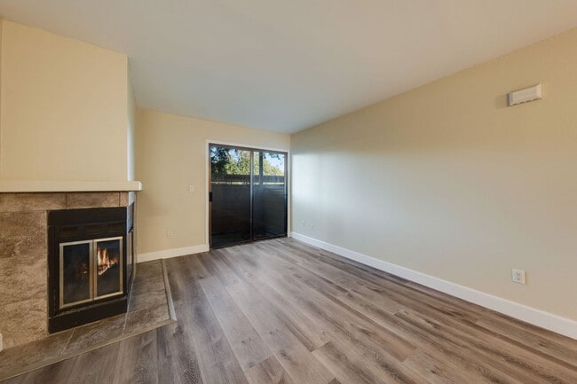 3715 Tallyho Dr in Sacramento, CA - Building Photo - Building Photo