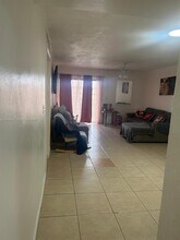 1910 W 56th St in Hialeah, FL - Building Photo - Building Photo