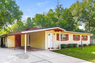 5725 Fiat Ln in Jacksonville, FL - Building Photo - Building Photo