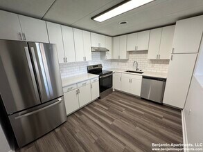 53 Hill Rd, Unit 407 in Belmont, MA - Building Photo - Building Photo