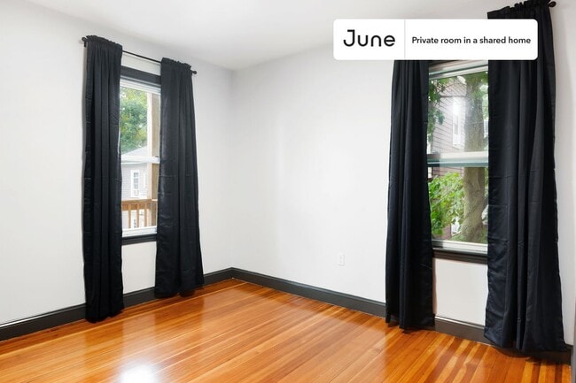 Room in Shared 4 bed/2 bath home in Boston, MA - Building Photo - Building Photo