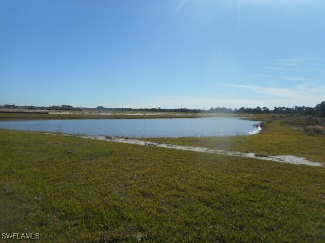 19504 Fairhill Ct in Lehigh Acres, FL - Building Photo - Building Photo