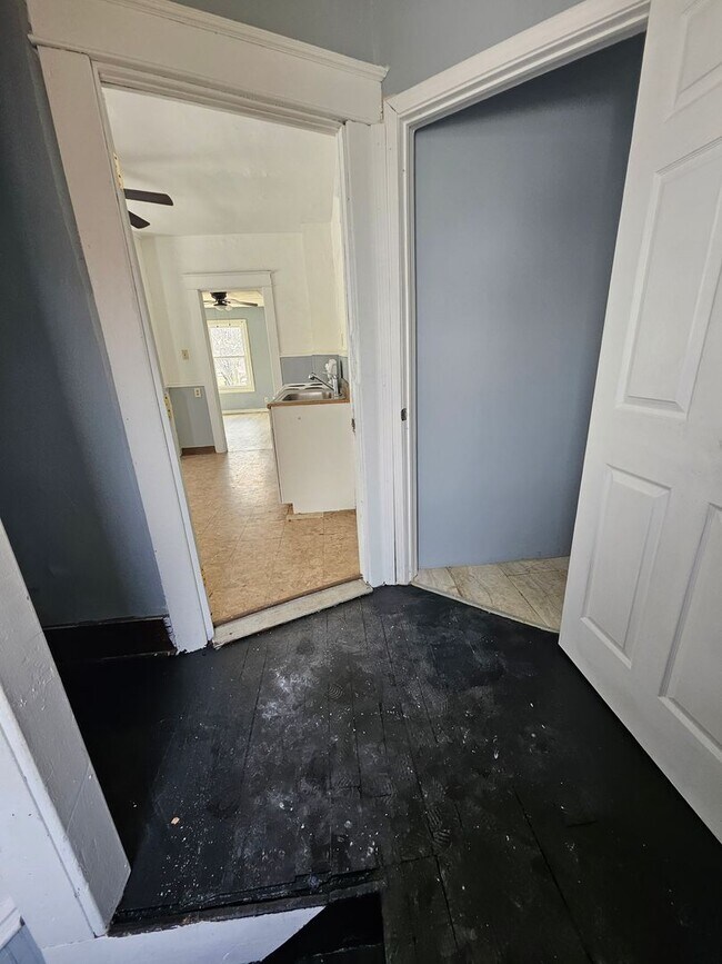 1210 E 10th St in Erie, PA - Building Photo - Building Photo